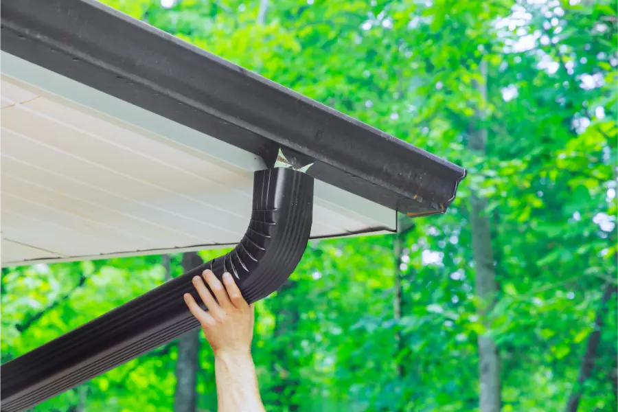 Common Gutter Issues and How Repair Service Fixes Them West Hartford, CT Common Gutter Issues and How Repair Service Fixes Them West Hartford, CT
